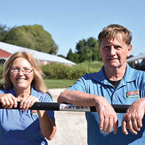 Perdue Organic Chicken Farmers in Delaware Recognized for Environmental Excellence Delaware’s first organic poultry farmers John and Linda Brown received the 2024 U.S.